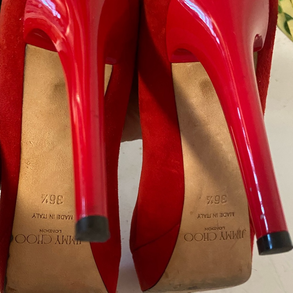Jimmy Choo Red Pumps 👠, still have tons of life. Fair condition, Sz 36 1/2 - Picture 4 of 8
